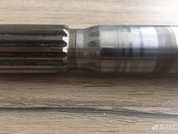 Гребной вал Suzuki DF 90