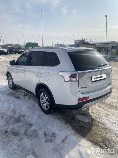 Mitsubishi Outlander 2.0 CVT, 2014, 115 000 км