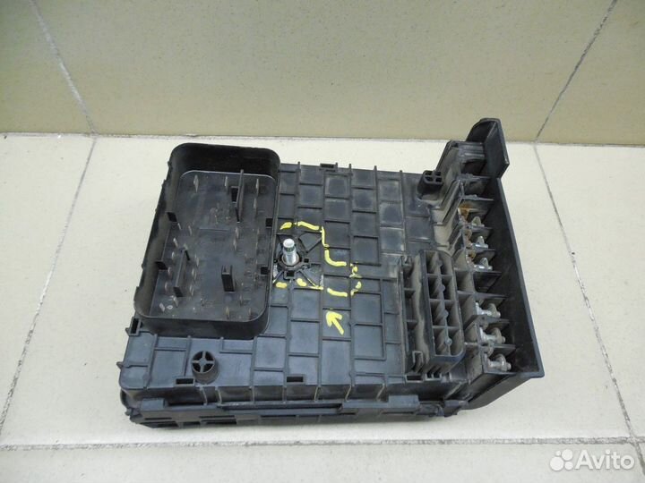 Блок предохранителей Passat B7 2011-2015