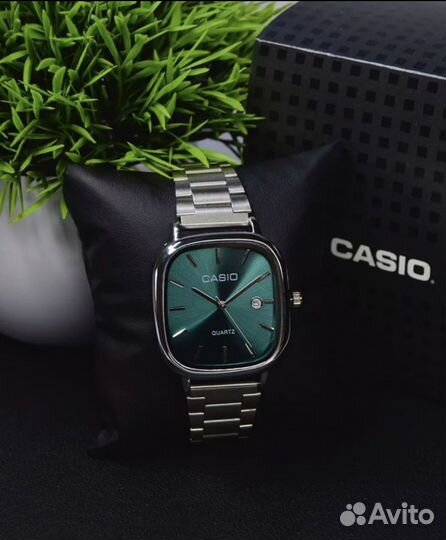 Наручные часы Casio Quartz год гарантия