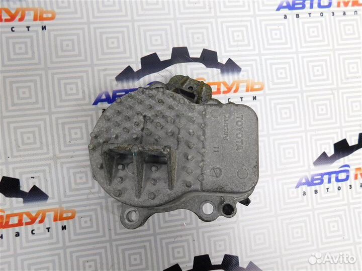 Помпа Toyota Prius ZVW30 2ZR-FXE