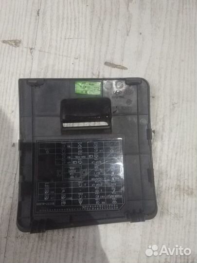 Крышка блока предохранителей Hyundai Solaris