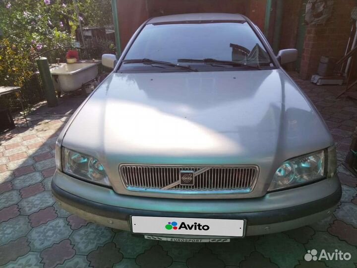 Volvo S40 1.9 МТ, 1998, 154 000 км