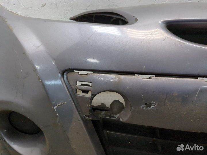 Бампер передний Renault Clio