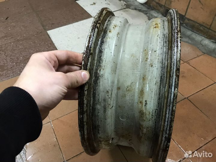 Ранний диск 2102/2103 с выштамповкой