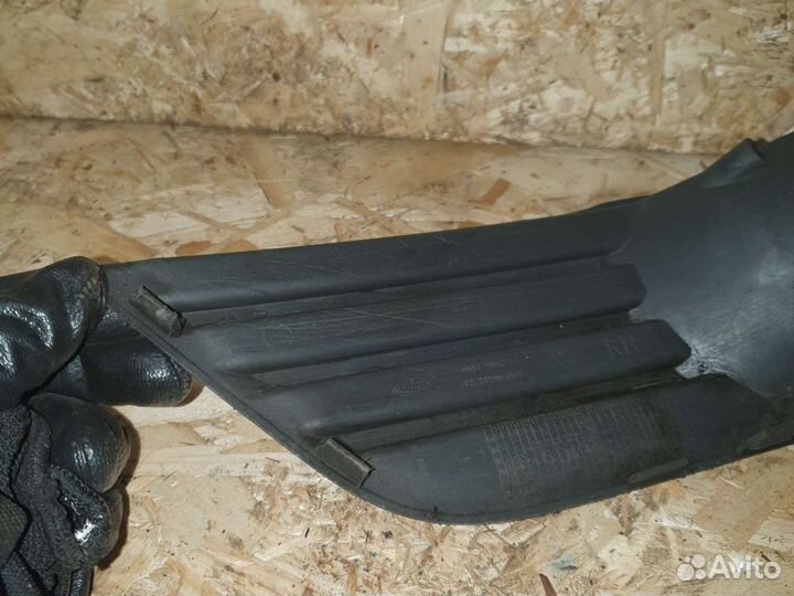 Решетка в бампер правая форд фокус 2 05+