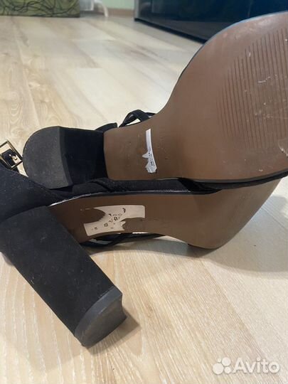 Туфли женские