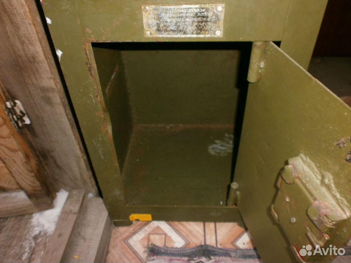 Сейф металлический. Пр-во СССР 1978 г