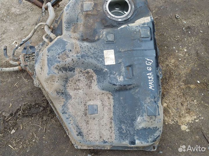 Бензобак Мазда 6