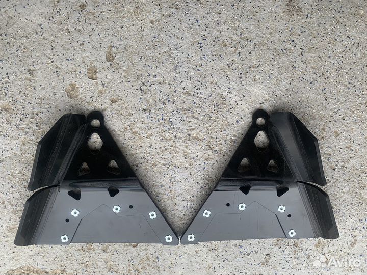 Защита передних рычагов BRP