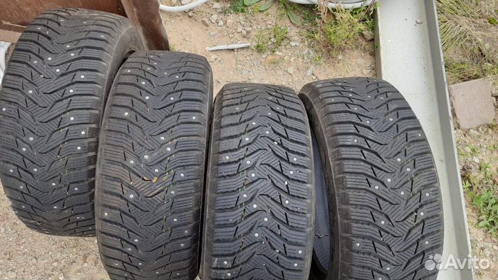 Marshal WinterCraft SUV Ice WS31 215/55 R16 Y