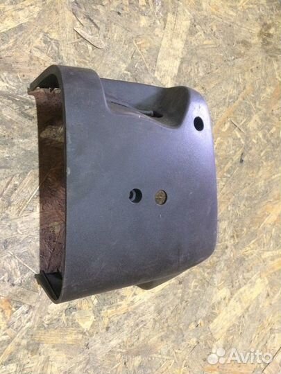 Кожух рулевой колонки Cadillac Escalade III 2006-2