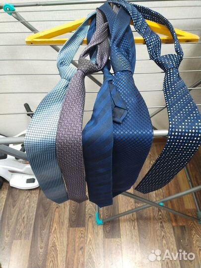 Галстуки мужские