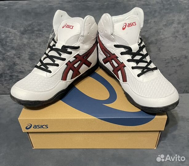 Борцовки asics новинка