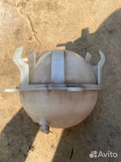 Бачок расширительный Volkswagen Jetta 6 1.4 caxa