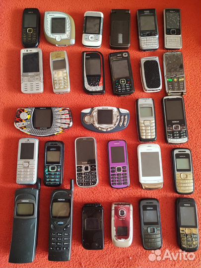 Nokia 8910
