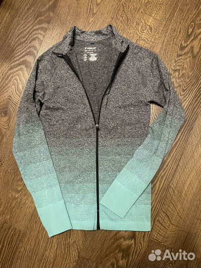 Спортивная одежда 42-44