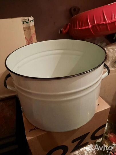 Кастрюля эмалированная и алюминиевая