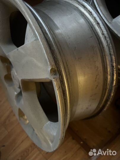 Оригинальные диски на mitsubishi outlander r16