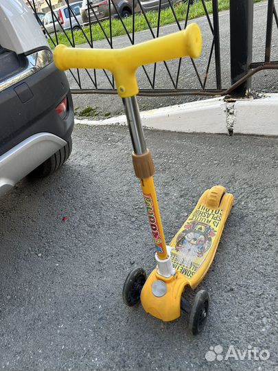 Самокат детский трехколесный