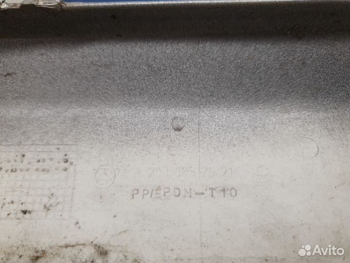 Накладка заднего бампера правая Mercedes C-klasse W203 2000-2008