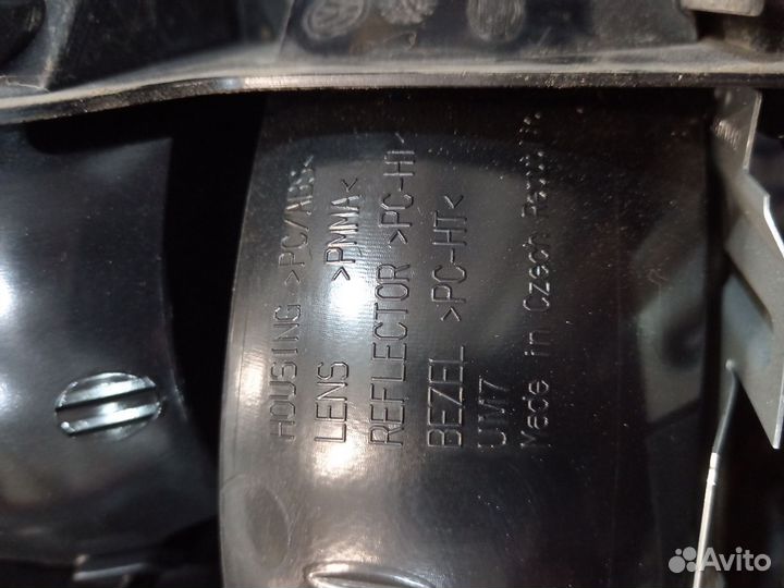 Фонарь задний правый фольксваген caravelle T6