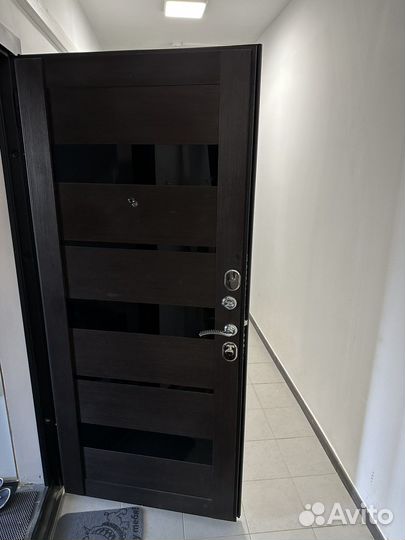 Дверь входная металлическая