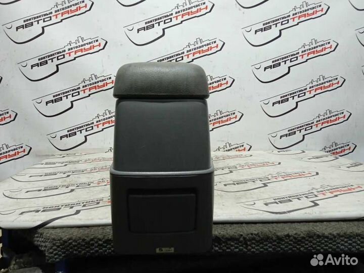 Подлокотник mazda atenza mazda6 GG GG3P GG3S ggep