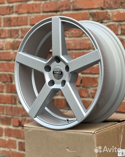 Neo V03 R18 / 5x114.3