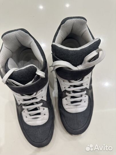 Кроссовки Chanel 36.5 размер (оригинал)