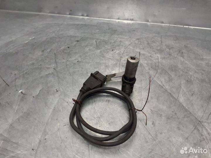 Датчик положения коленвала Audi 100 C4 1991-1994