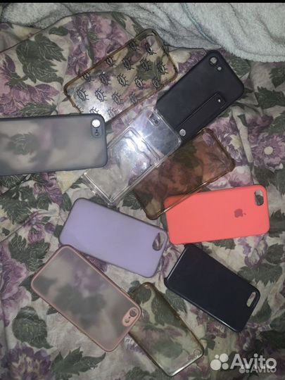 Чехлы на айфон 7
