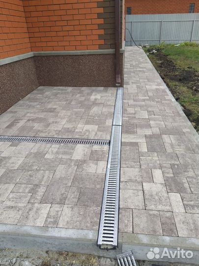 Укладка тротуарной плитки