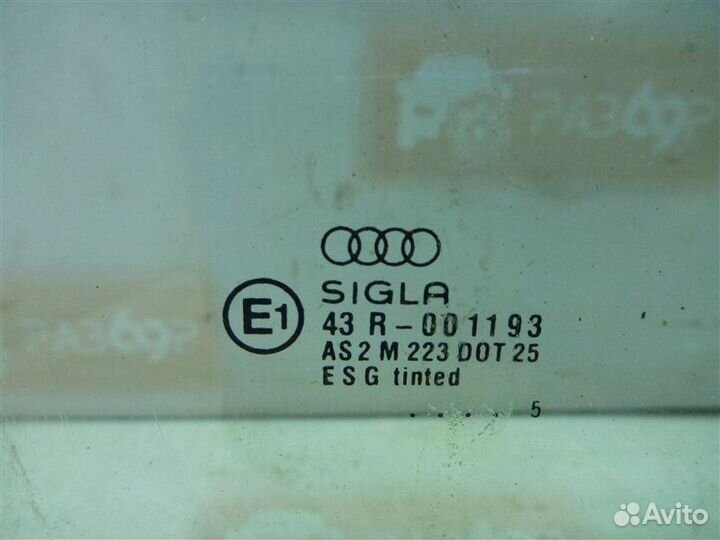 Стекло двери переднее правое Audi A4 B5 AEB 1997