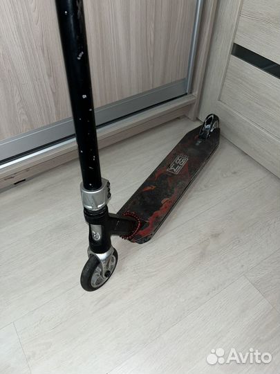 Трюковой самокат кастом