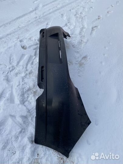 Задний бампер