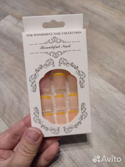 Накладные ногти с клейкой лентой Shein