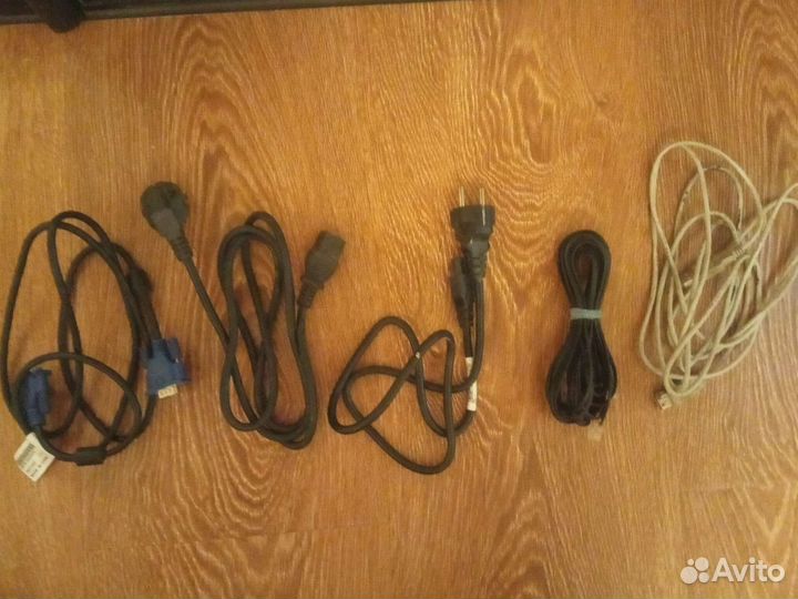 Кабеля компьютерные и акб