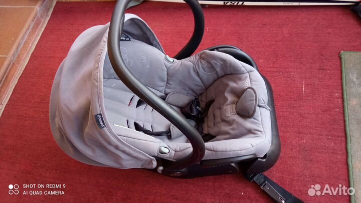 Детское автокресло от 0 maxi cosi