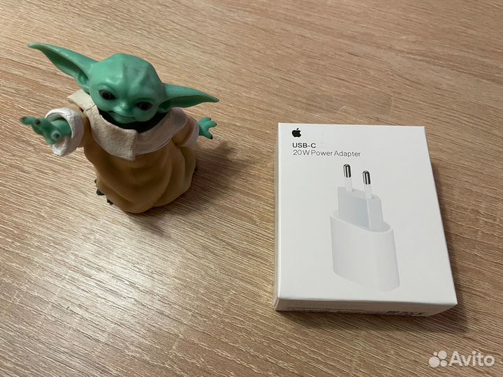 Apple 20W USB-C Power Adapter