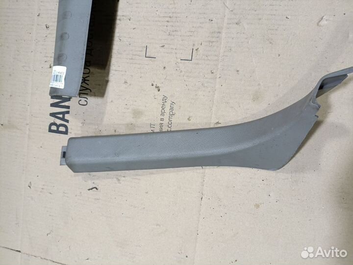 Обшивка багажника Nissan March AK12