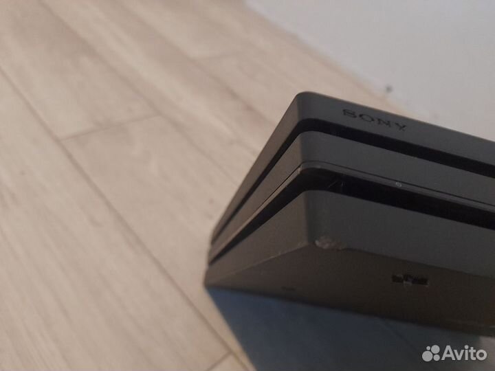 Sony playstation 4 ps4 pro 1tb с играми и двумя du