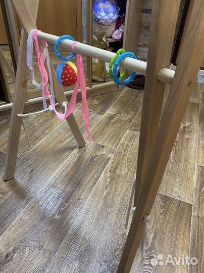 Деревянная стойка тренажер Монтессори