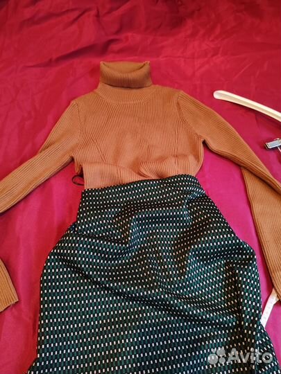 Водолазка и юбка от Zolla