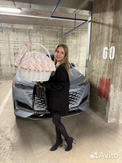 Мыльные розы в корзине букет