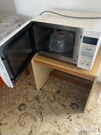 Микроволновая печь