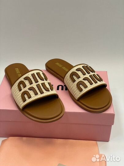 Шлепки женские от MIU MIU