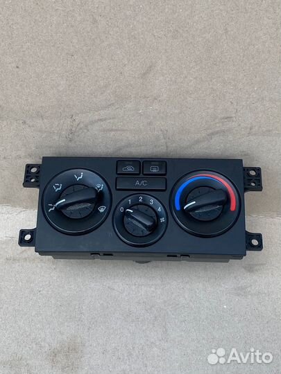 Блок климат-контролем Hyundai Elantra XD