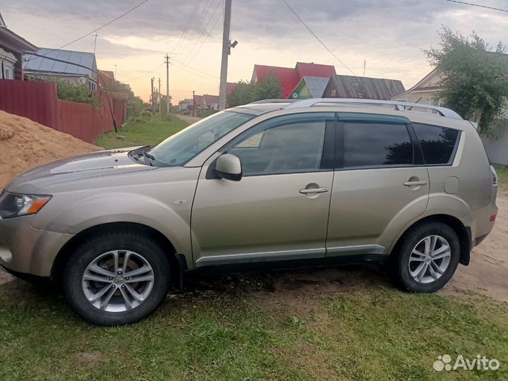 Mitsubishi Outlander 2.4 CVT, 2008, 210 000 км