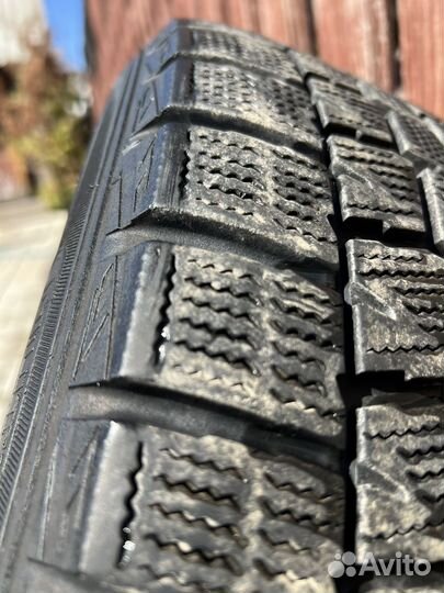 Dunlop SP Winter Maxx WM01 215/55 R17